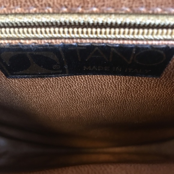 Vintage Tano Leather Crossbody Pocketbook - Picture 8 of 8